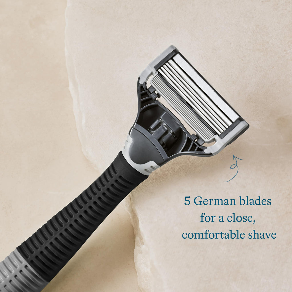 Razor Set with 5 Blade Refills and 10 Count Refills L877