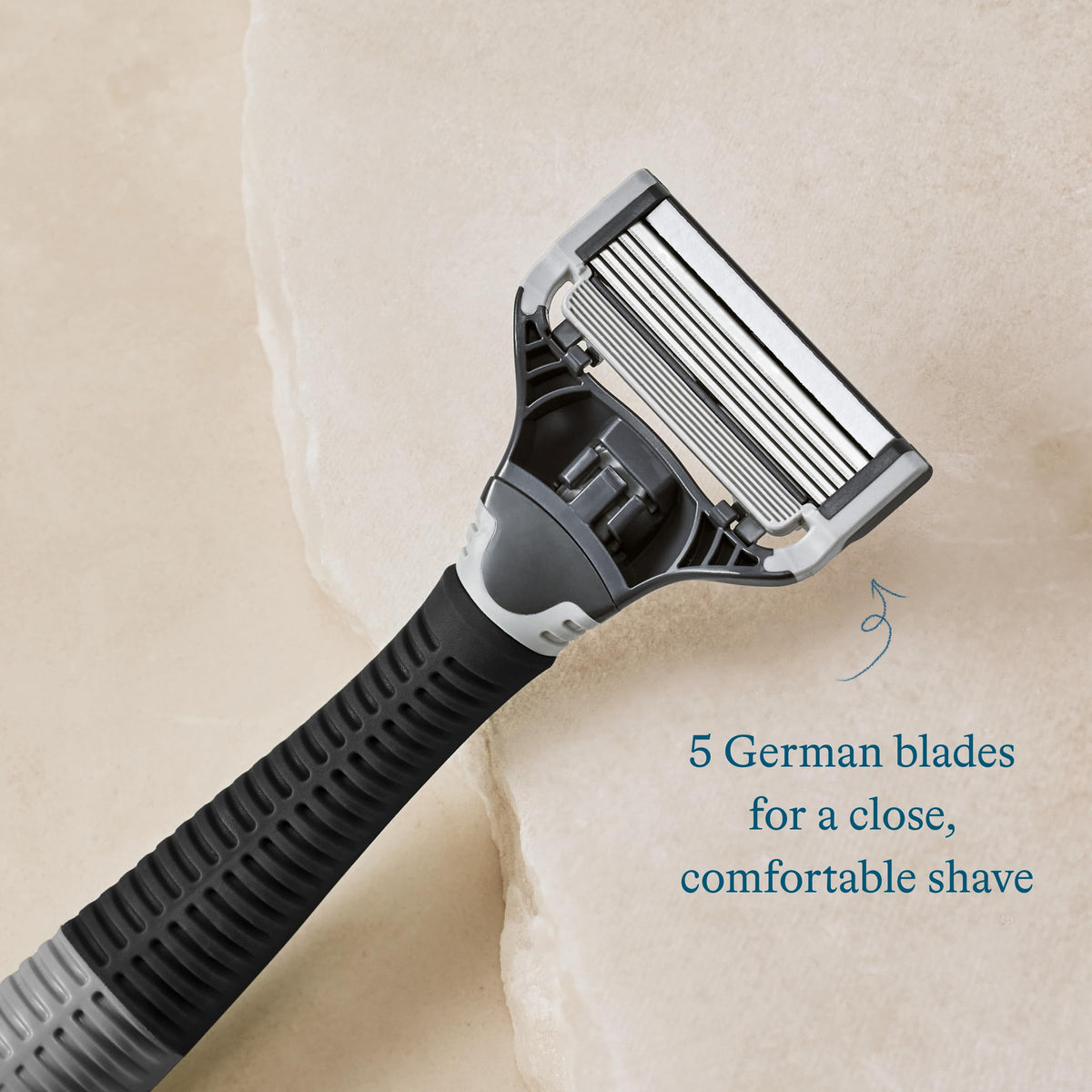 Razor Set with 5 Blade Refills and 10 Count Refills L877